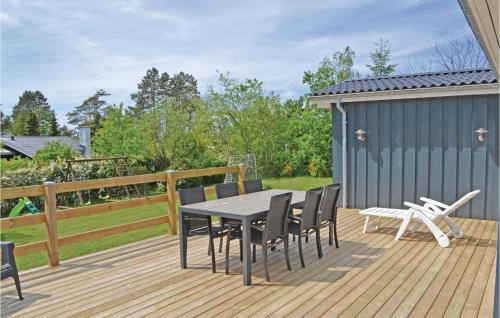 Garden, Holiday Home Kaprifolievej Ebeltoft X in Vibaek Strand