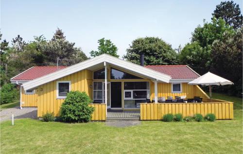  Stunning Home In Grsted With 5 Bedrooms, Sauna And Wifi in Udsholt Sand