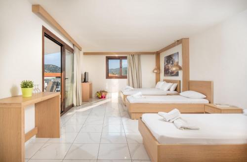 Toroni Blue Sea Hotel in Toroni
