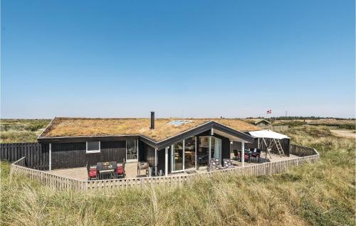 Beautiful Home In Blvand With 4 Bedrooms, Wifi And Indoor Swimming Pool