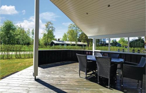 Balcony/terrace, Cozy Home In Hadsund With Sauna in Hadsund