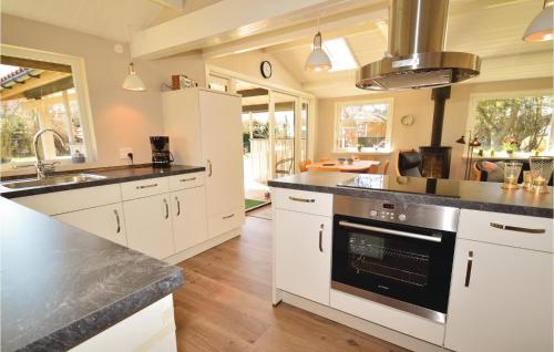 Kitchen, Four-Bedroom Holiday Home In Vordingborg in Vordingborg