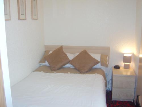 Seaforth Guest House - image 4