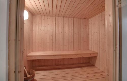 Activități, Beautiful Home In Nexø With Sauna in Snogebaek