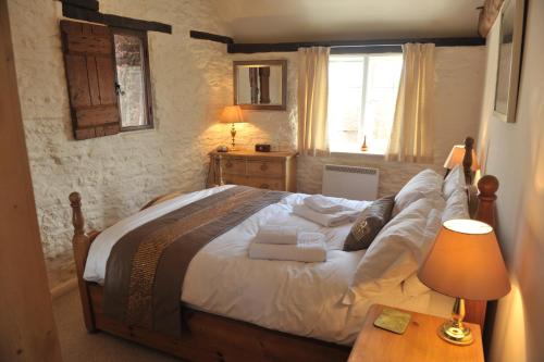 Steppes Farm Cottages - image 11