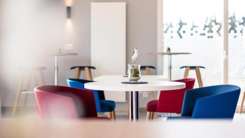 Holiday Inn Express Luzern-Neuenkirch an IHG Hotel - image 5