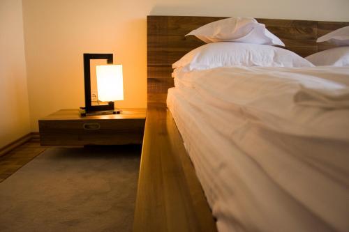 Anthimos - image 4