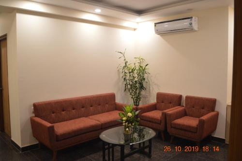 Noiseless Appartment with Balcony opposite NFC market