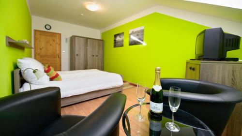 1 double bed