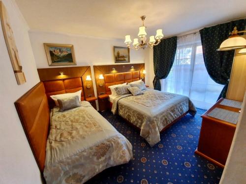 Central 3 Bedrooms Duplex with Mountain View image 6