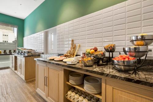 餐廳, Holiday Inn Express Lima San Isidro By IHG in 利馬市中心