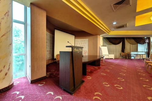 Merian Palace Hotel