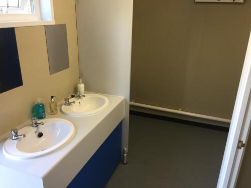Bathroom, Bell Tent Glampting in Hamble-le-Rice and Butlocks Heath