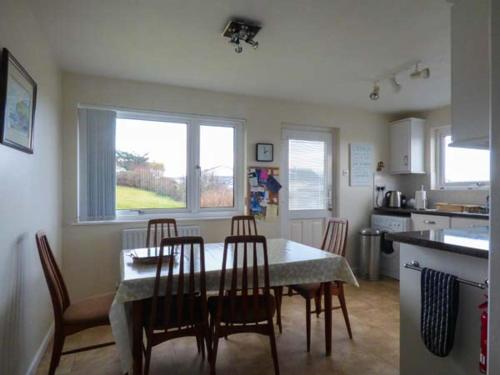 Godolphin - image 6