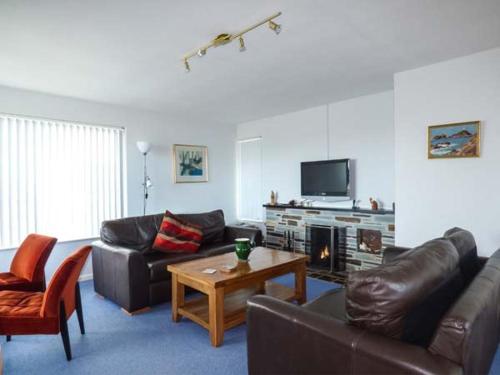 Godolphin - image 3