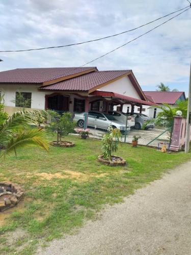 B&B Kampung Teluk - AMIMAS HOMESTAY - Bed and Breakfast Kampung Teluk