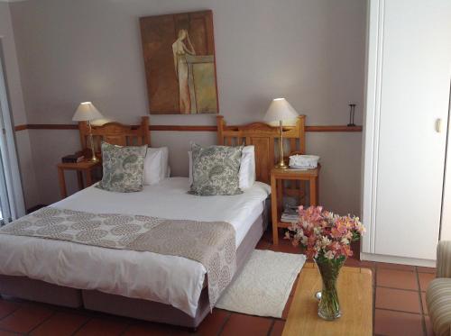 2 twin beds