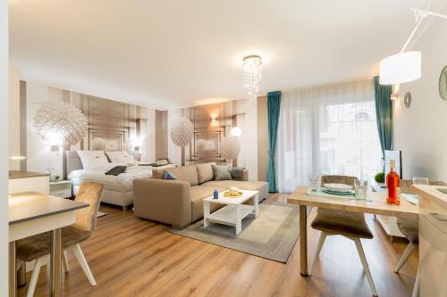 BUDAPEST DOWNTOWN Residences - AC,ELEVATOR,TERRACE - Tap to explore photos