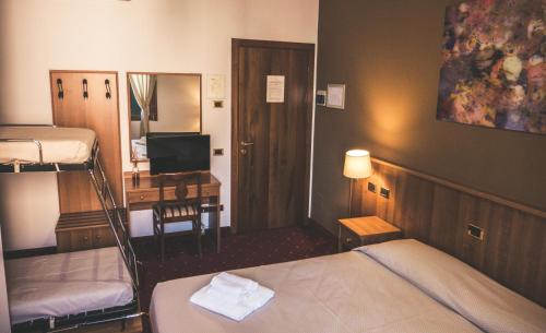 VILLANOVA HOTEL - image 7