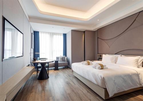 room detail thumbnail 0
