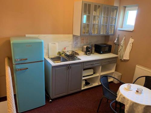 廚房, Ubytovanie Violet in 斯塔理斯莫克衛克