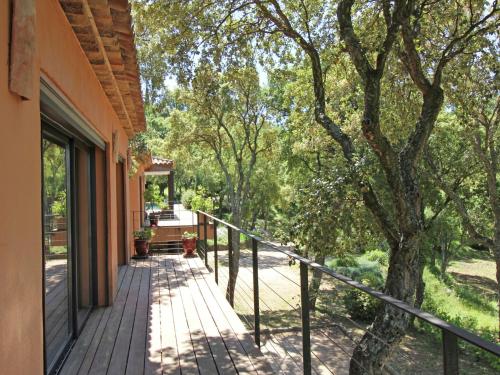 Spacious Villa in Le Plan-de-la-Tour with Pool gîte à louer Prat-Bourdin