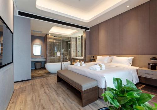 room detail thumbnail 0