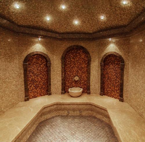 Sky Lux Hotel & Spa - image 4
