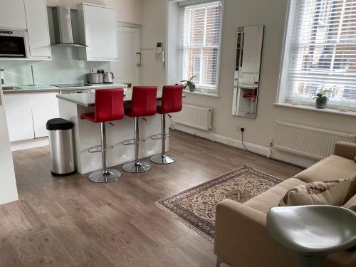 Modern 2 Bedroom Flat Next To Baker Street