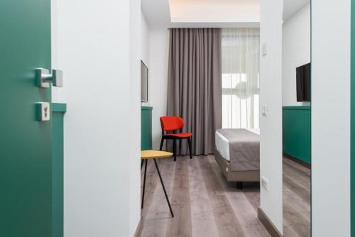 Smart Hotel Napoli - image 9