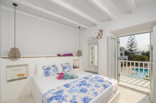 Naxian Queen Luxury Villas & Suites