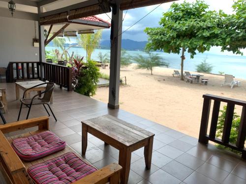 Red Coral Cottage in Tanjung Rhu