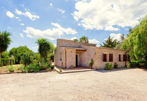 Three-Bedroom Villa image 3