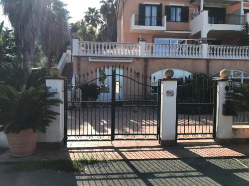  Villa Grace, Pension in Patti