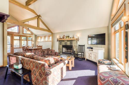 Big Leaf Lane 28 | Discover Sunriver Oregon