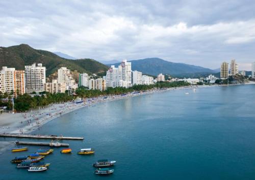 Apartamento Cerca a la Playa en Rodadero Santa Marta