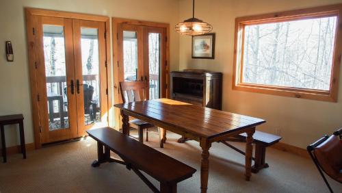 Crescent Ridge by White Pines - image 7