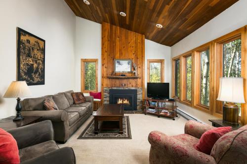 Crescent Ridge by White Pines, Park City