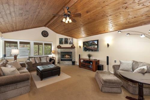 Rainbow Retreat - image 5