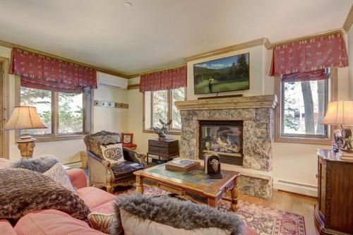 Cozy & Central Arrowhead Village Townhome Condo, Edwards (foto 4)