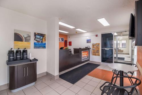 Motel 6-Fargo, ND - West Acres - North Fargo