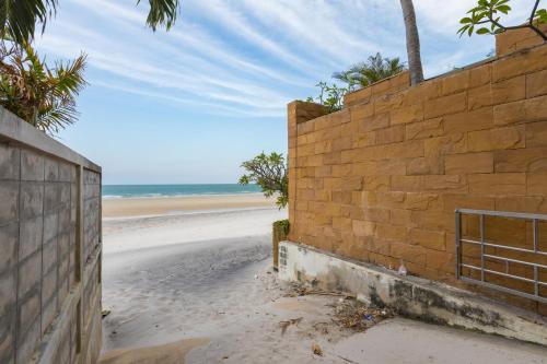 Rocco Hua Hin Beach Seaview