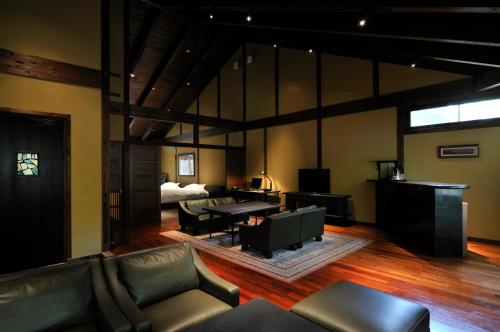 Villa (2 Adults)