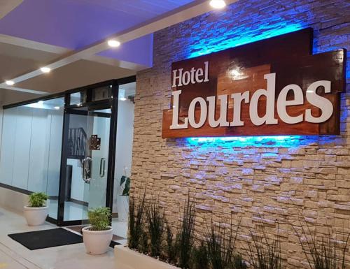 . Hotel Lourdes