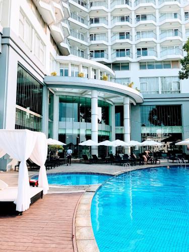 Exterior view, Novotel Ha Long Bay Hotel in Hạ Long