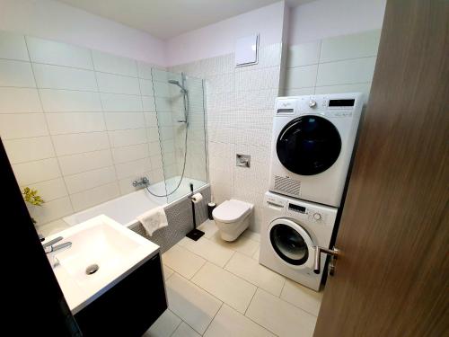 INTRO Apartman