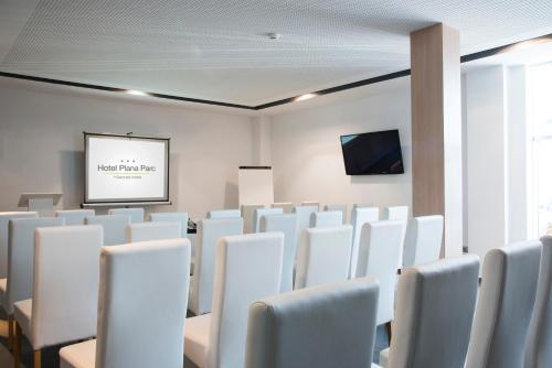 Hotel Sercotel Plana Parc - image 7