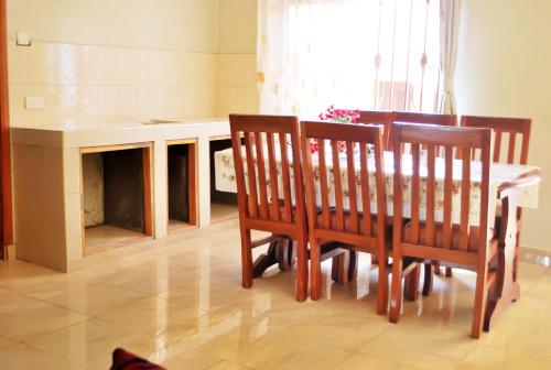 Sadržaji, Motel Tuku Masindi in Masindi