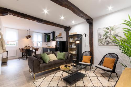 River Apartment in the heart of Bilbao EBI-01297, Bilbao