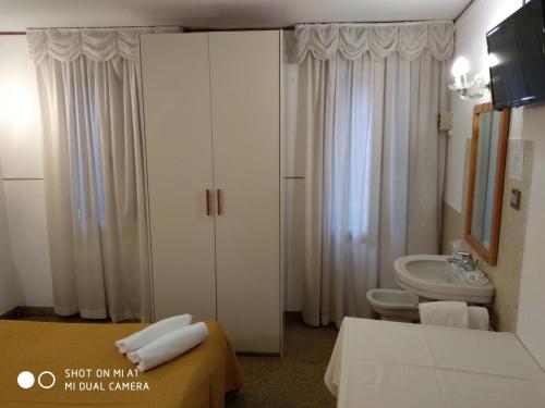Hotel Leonardo – Venice, GA
